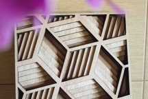 Quadro abstrato artesanal em madeira, corte a laser