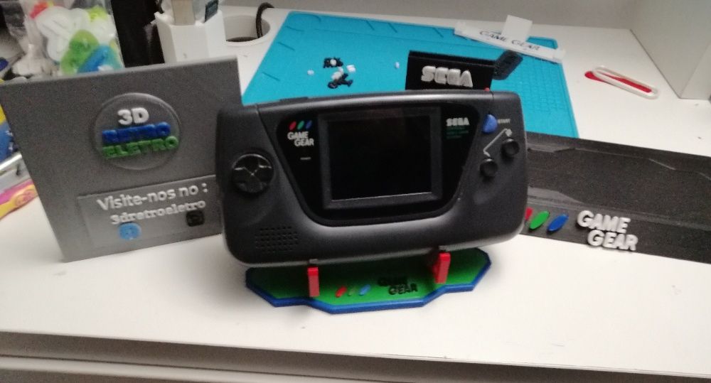 3D Retro Eletro - Suportes XL consolas Game Gear, Game boy e outros