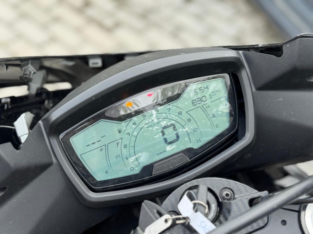 Aprilia RS4 Tuono 2023 Import Niemcy Uszkodzona