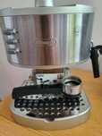 Ekspres do kawy DeLonghi EC 330 S