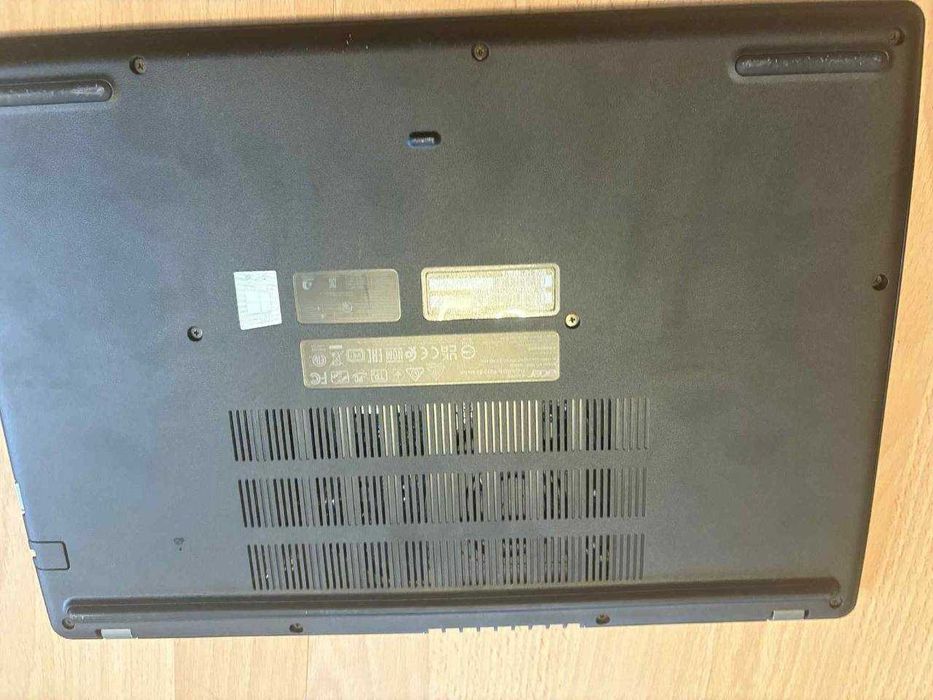 Laptop Acer TravelMate P2 TMP215-53 i3