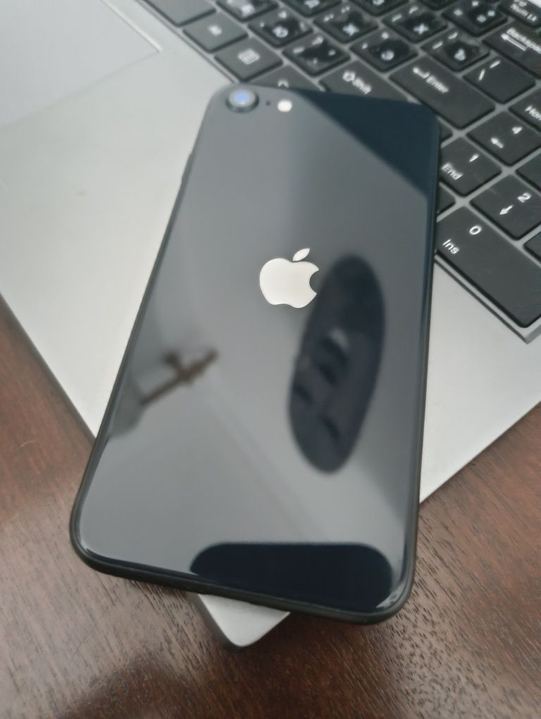 Vendo iPhone SE 2022