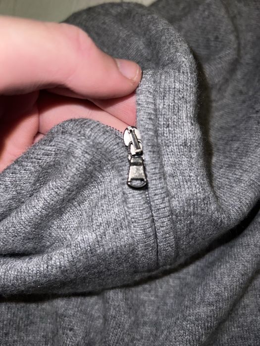 Свитер от Hunt GallerY