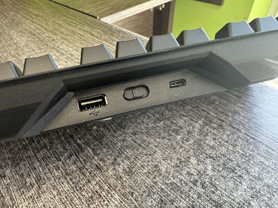Bezprzewodowa Klawiatura Gamingowa Asus ROG Claymore II