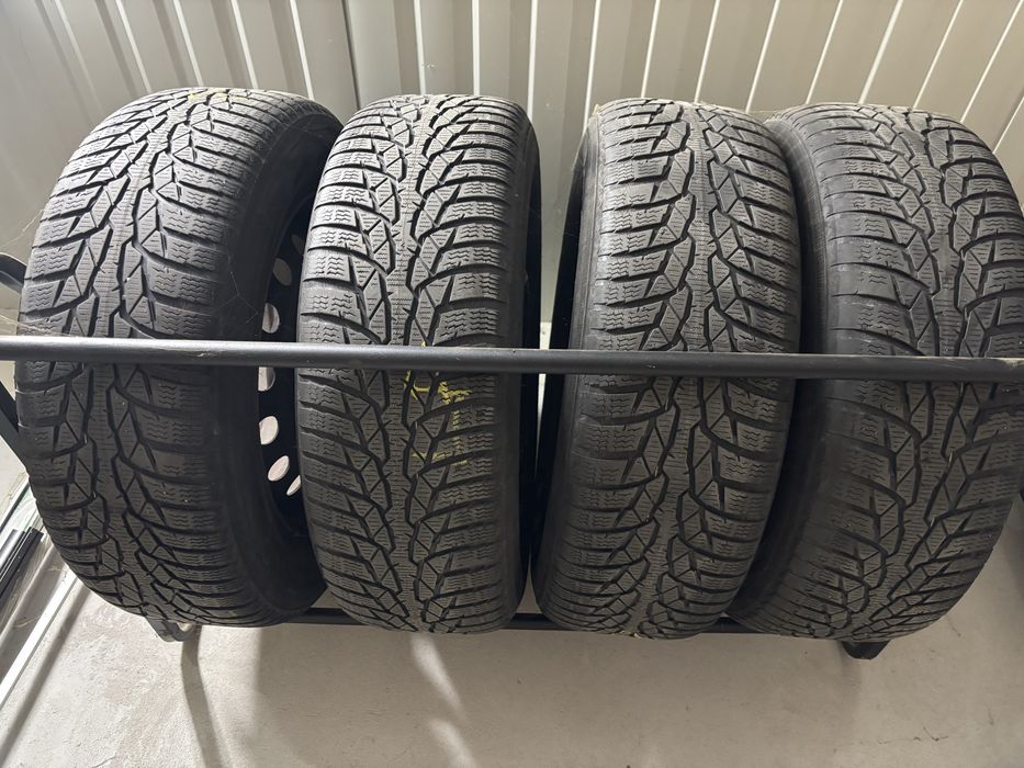 4 koła Kia Nokian opony zimowe 195 65 R15