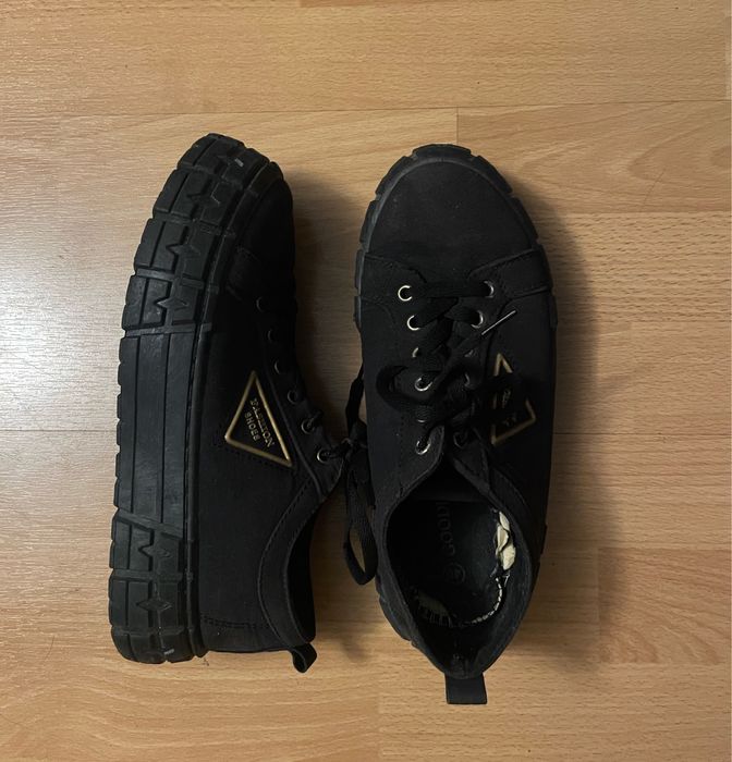 Creepers trampki na koturnie czarne 40
