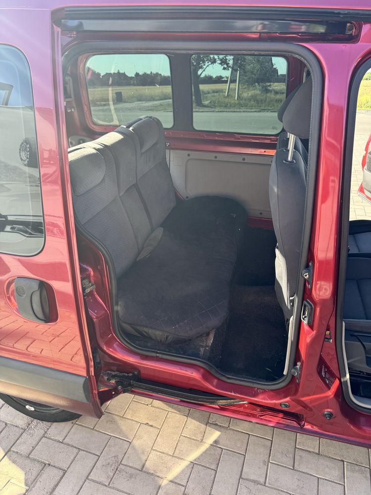 Продам своє Renault Kangoo 2005