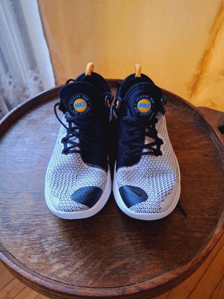 Buty Nike Joyride Run Flyknit Laser Limted Edition z nowej kolekcji!