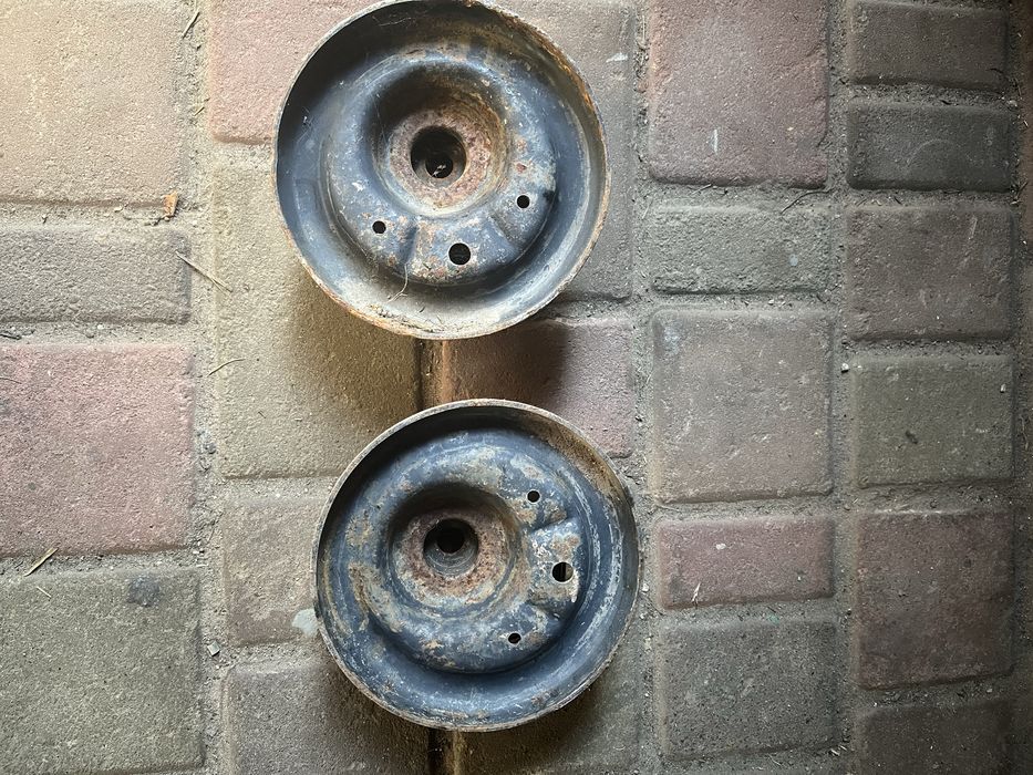 Опора задньої стійки Нубіра