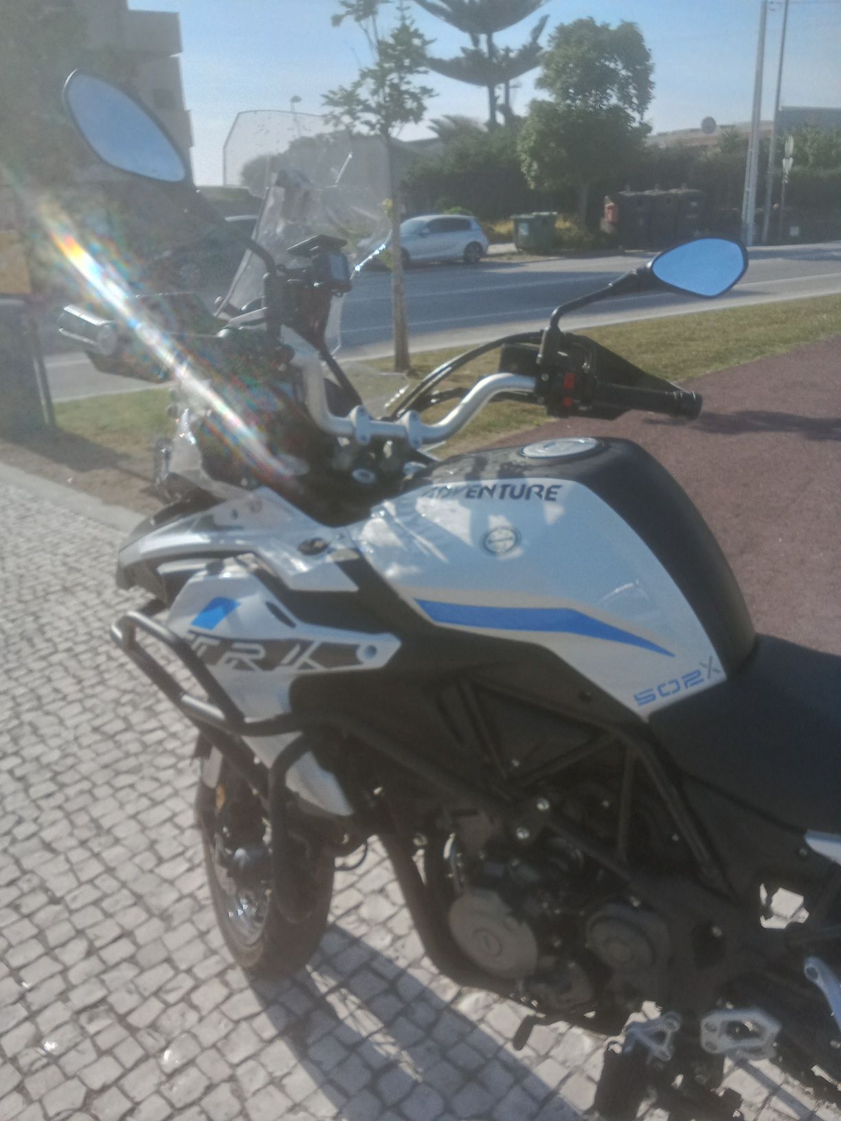 Benelli trk 502x