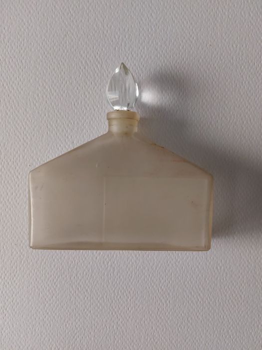 Butelka szklana po perfumach
