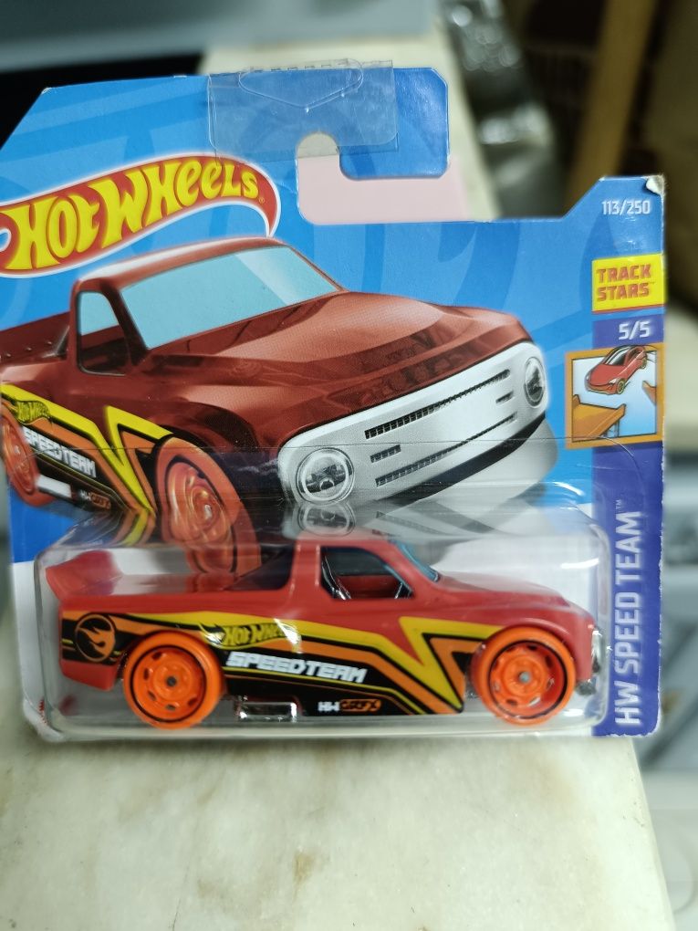 Hot wheels Treasure Hunt