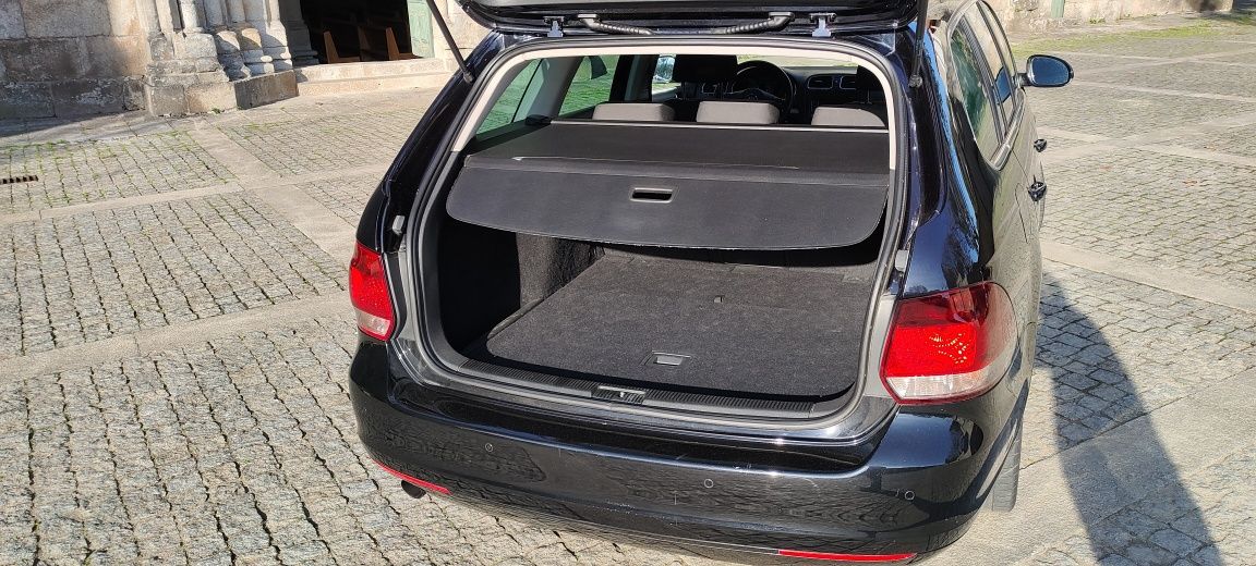 Volkswagen golf 1.6 DSG7 variant highline