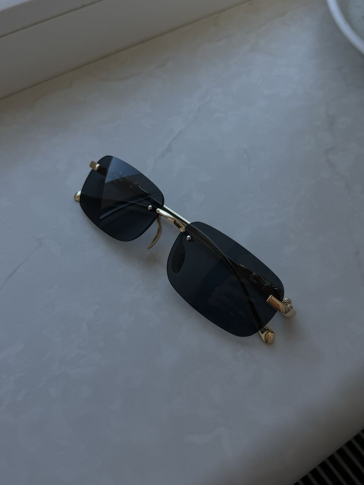 Окуляри в стилі Cartier