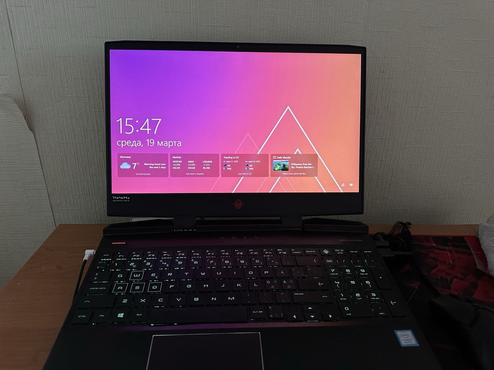 HP-OMEN 15 dc1017 игровой ноутбук