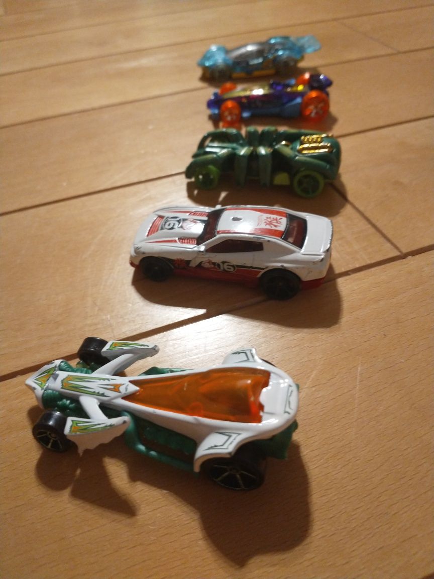 Samochody hot wheels