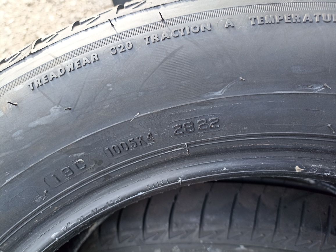 Nowe opony letnie 215/60/17 Bridgestone 4 szt 2022r