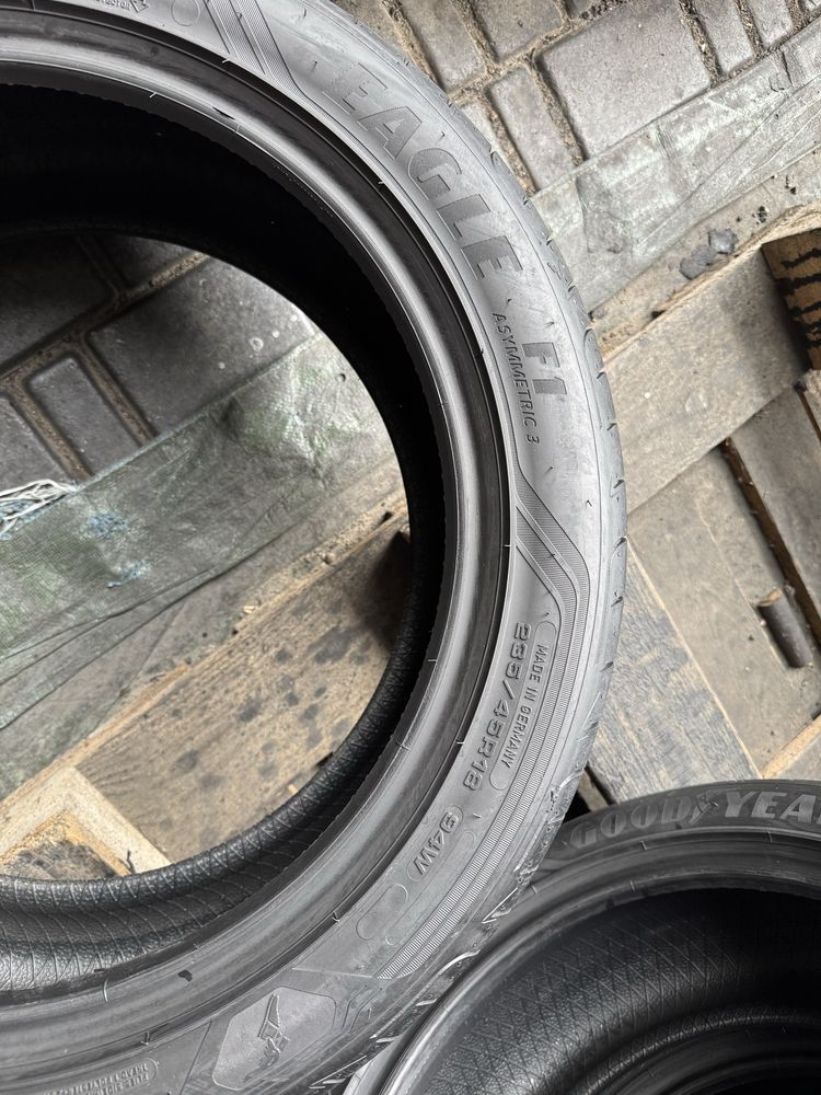 Продам комплект шин 235/45 ZR18 94W Goodyear Eagle F1 Asymmetric 3