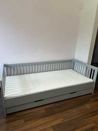 Łóżko 200x90cm - drewniane