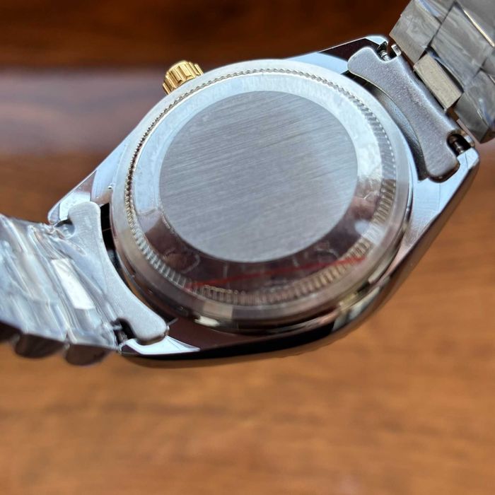 Жіночий механічний годинник на браслеті Rolex комбінованого кольору