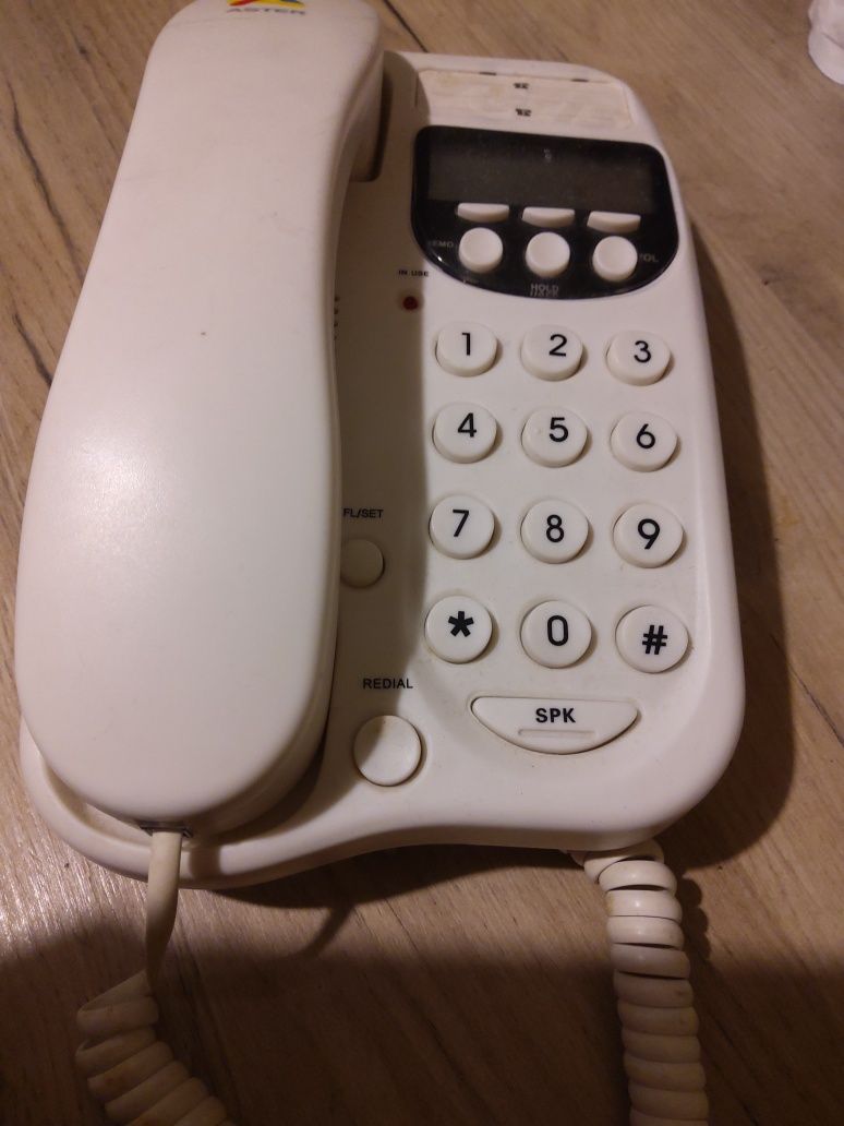 Telefon stacjonarny
