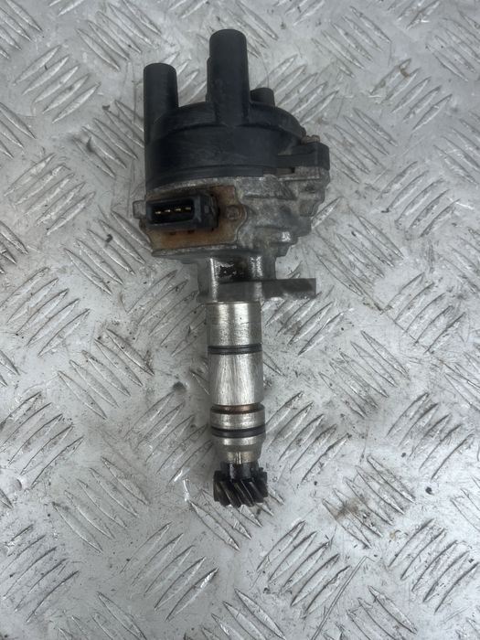 Трамблер 2.0 Mitsubishi galant 6 галант 90 год