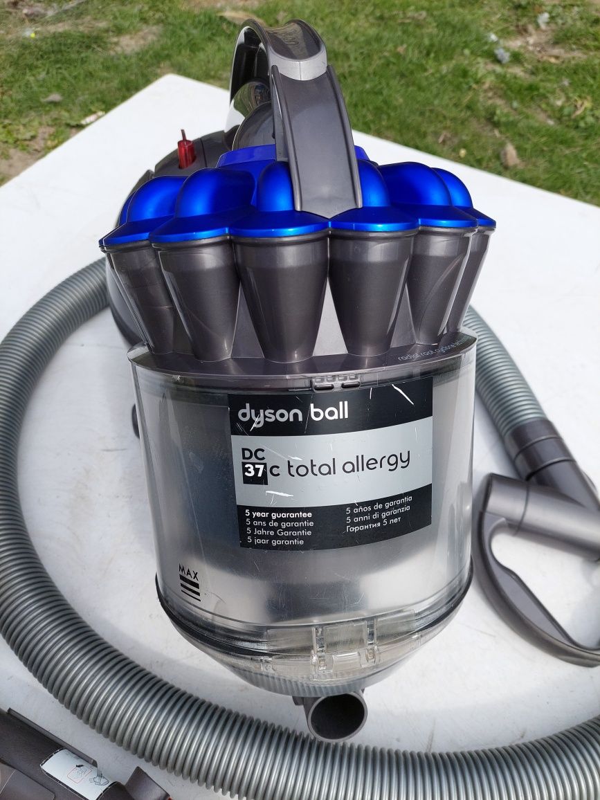 Odkurzacz dyson dc 37 Total allergy
