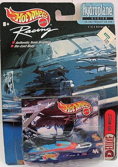 Matchbox Racing Super Star и одна Hot Wheels