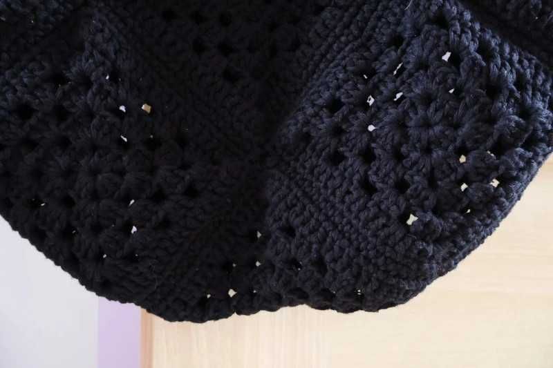 Czarna szydełkowa siatka rękodzieło handmade