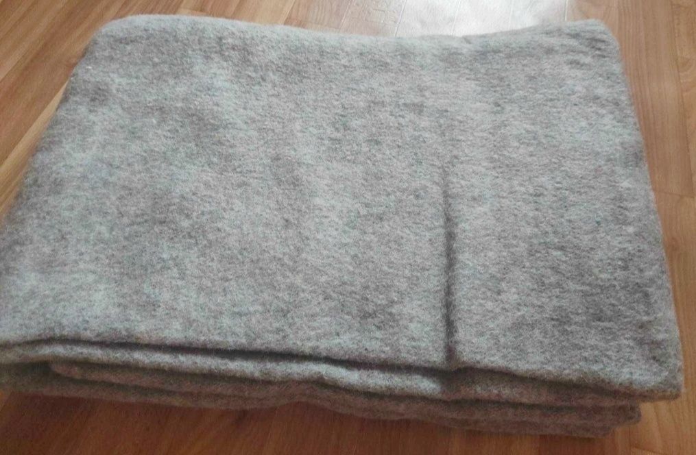 Новое шерстяное одеяло полуторное очень теплое и мягкое