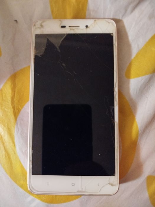 Телефон Ксіомі Редмі 5а