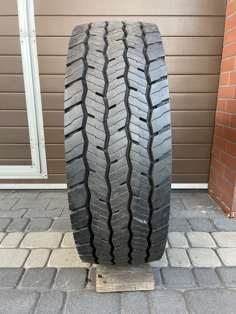 285/70 r19.5 Hankook SmartFlex DH35