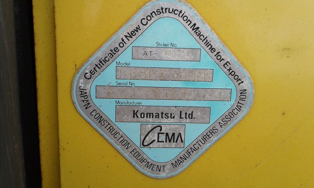 Komatsu volvo liebherr бульдозер