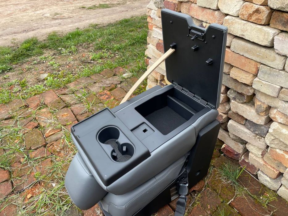 Сидіння в автобус додаткове сиденья в маршрутку бардачок підлокітник