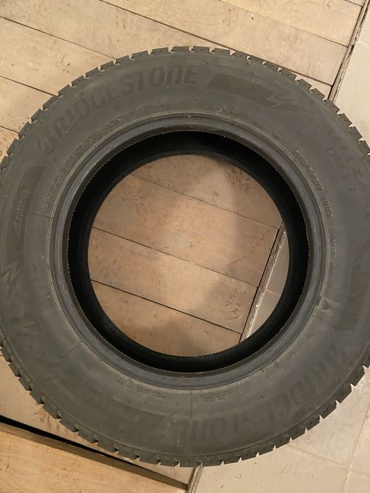 Зимові шини Bridgestone Blizzak 235 65 R17