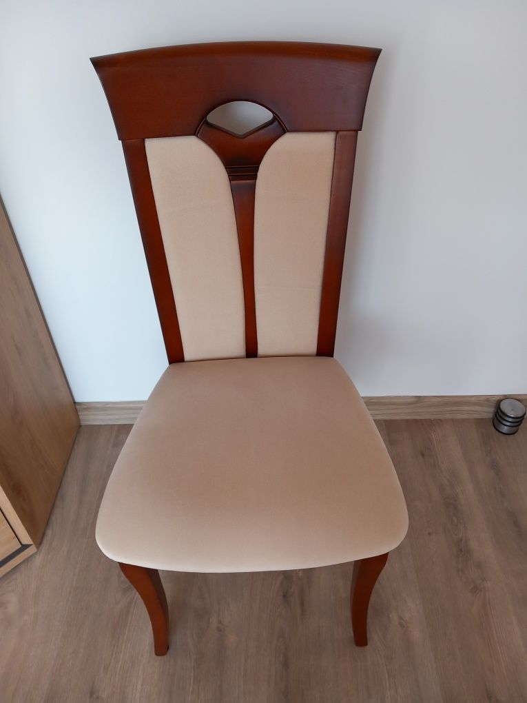 Krzesła do salonu/jadalni