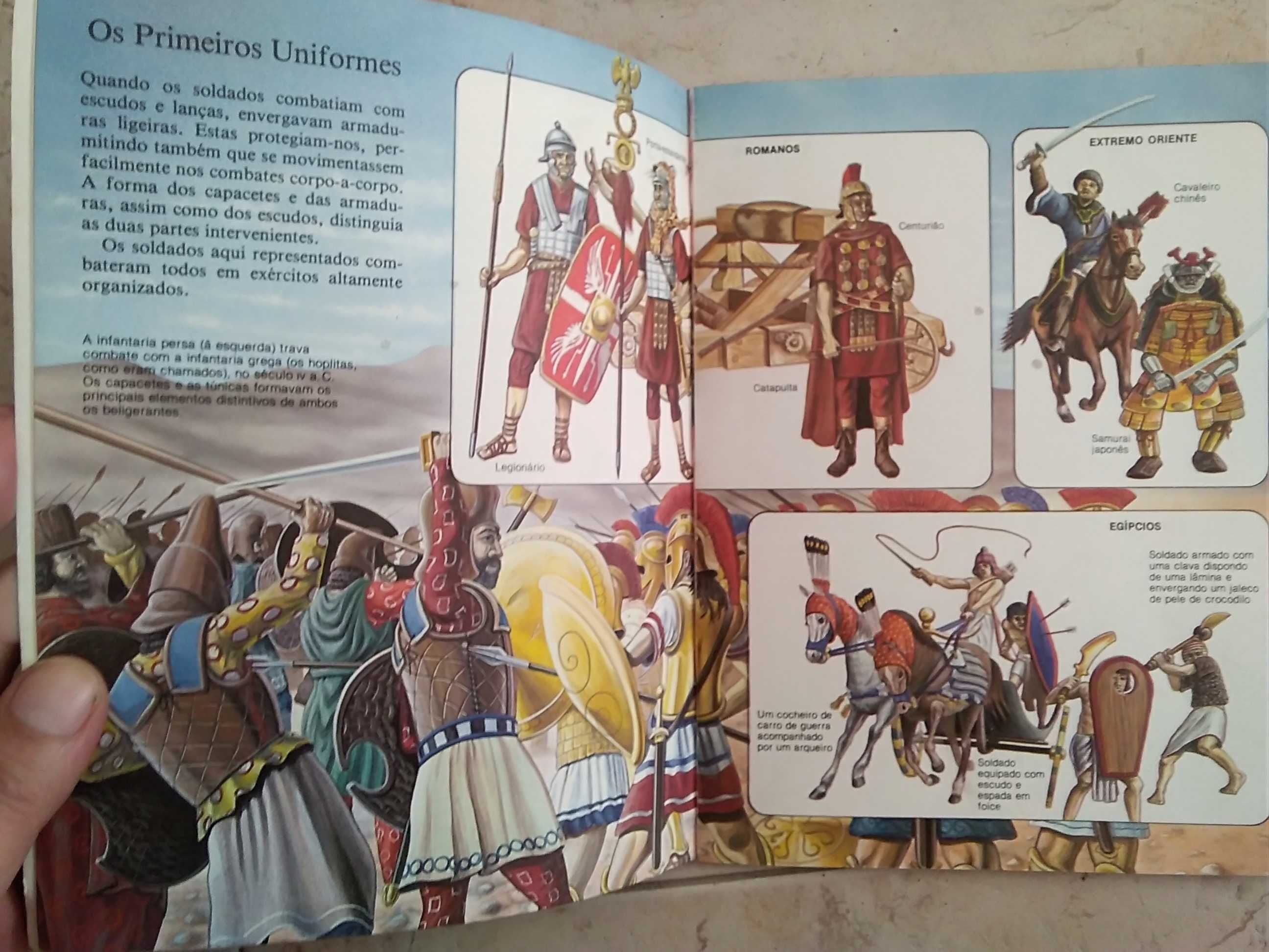Uniformes Militares de Todo o Mundo através dos Tempos