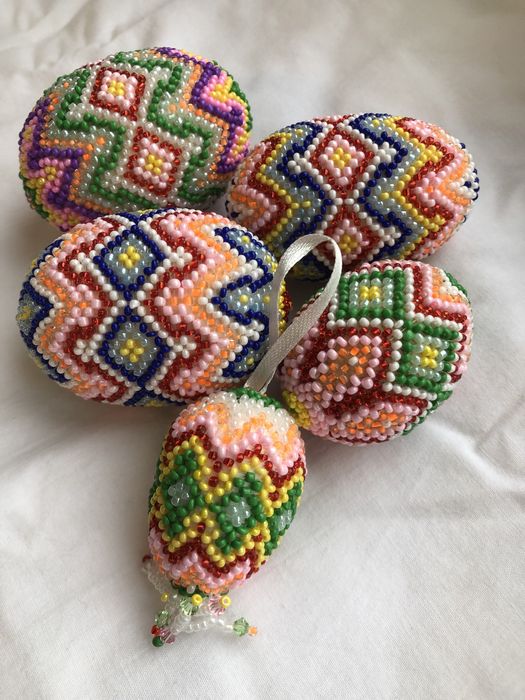 Писанки з бісера