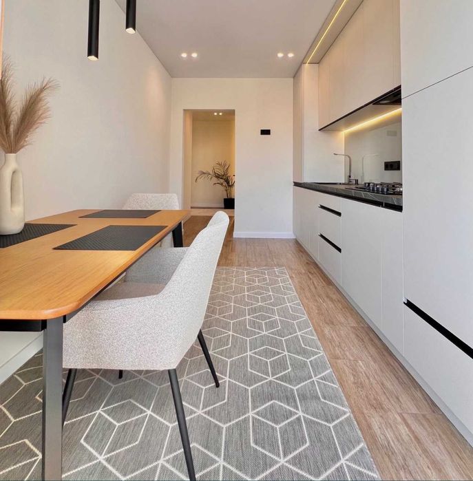 Продается 2 комнатная шикарная квартира в ЖК "Лазурный".