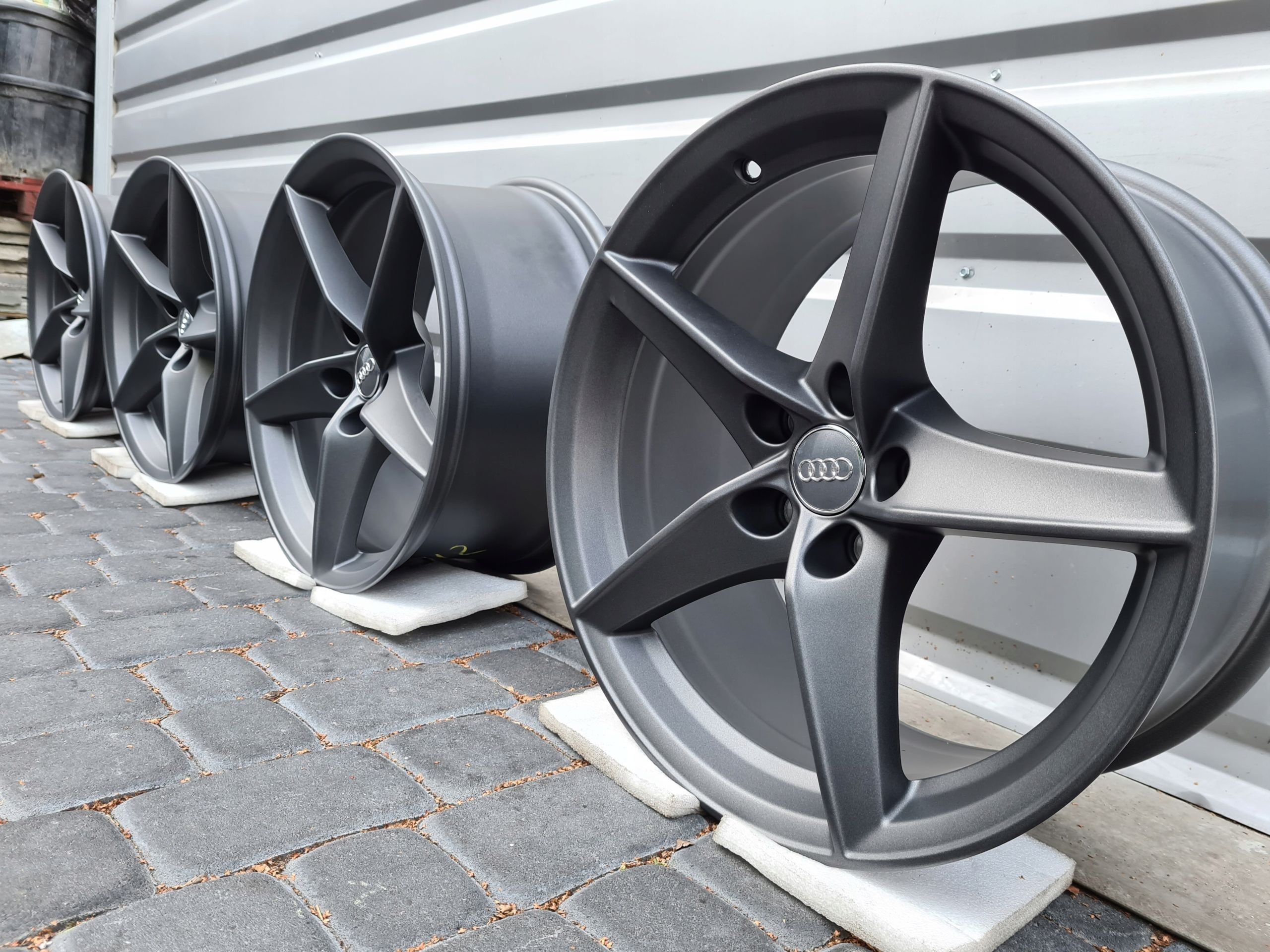Oryginalne felgi Audi 18” A4 A5 A6 A7 A8 Q3 Q5 Q7