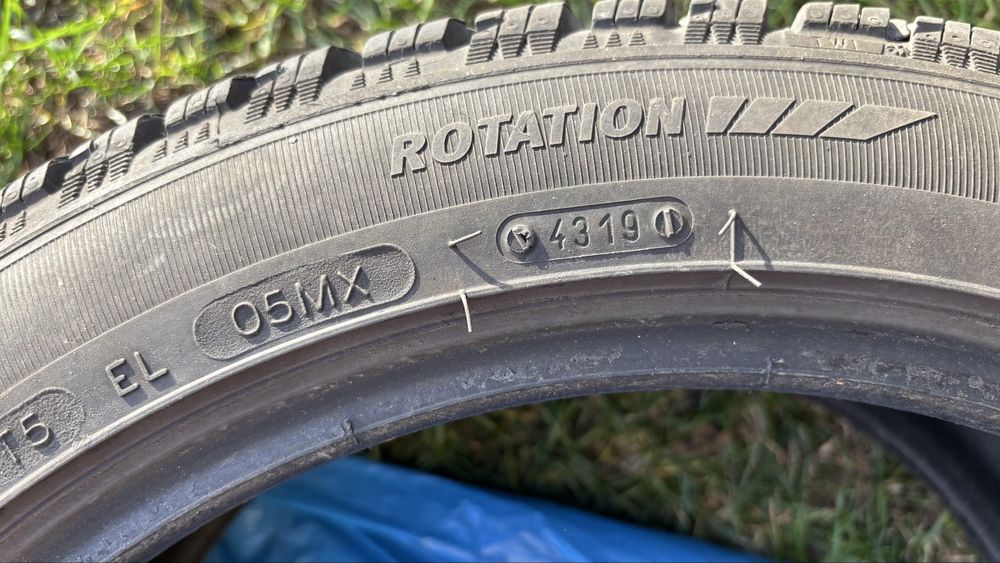 Opony zimowe Kormoran 235/45 18