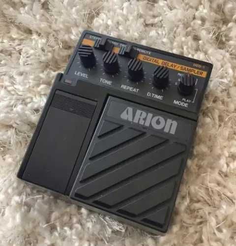 ARION DDS-1 Effector Pedal Guitarra Digital Delay e Sampler 80s