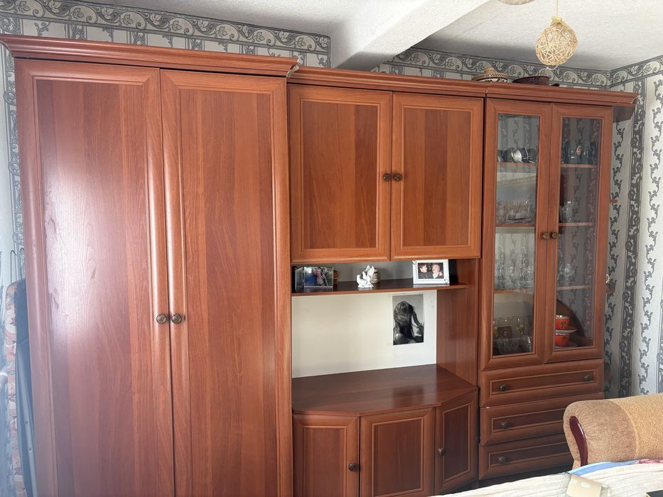 Стінка меблева у вітальню