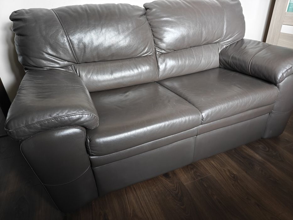 Sofa skórzana z funkcją spania 2 osobowa