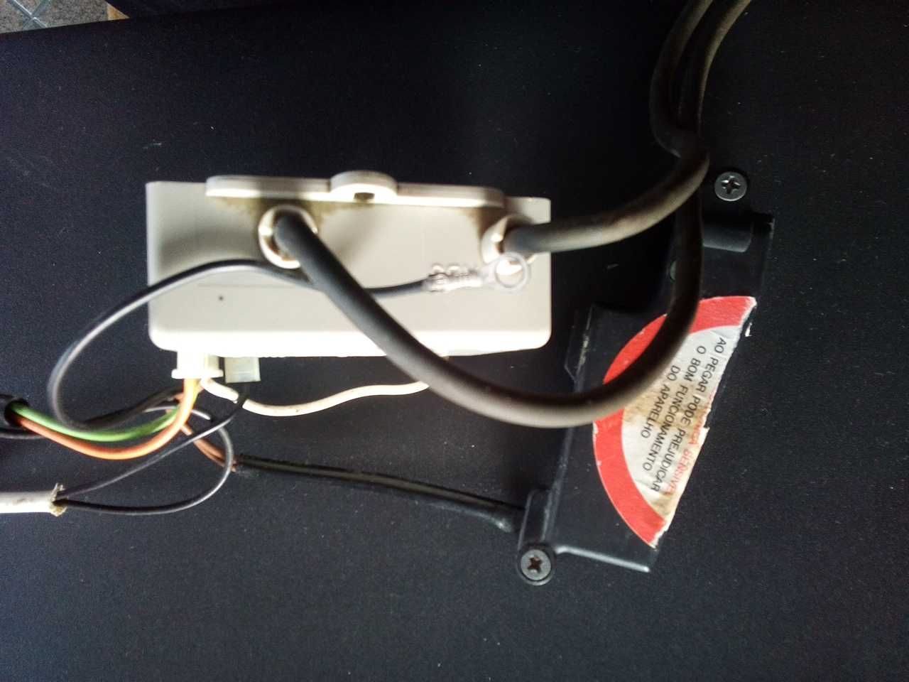 Unidade de ignição eletrônica de esquentador a gás