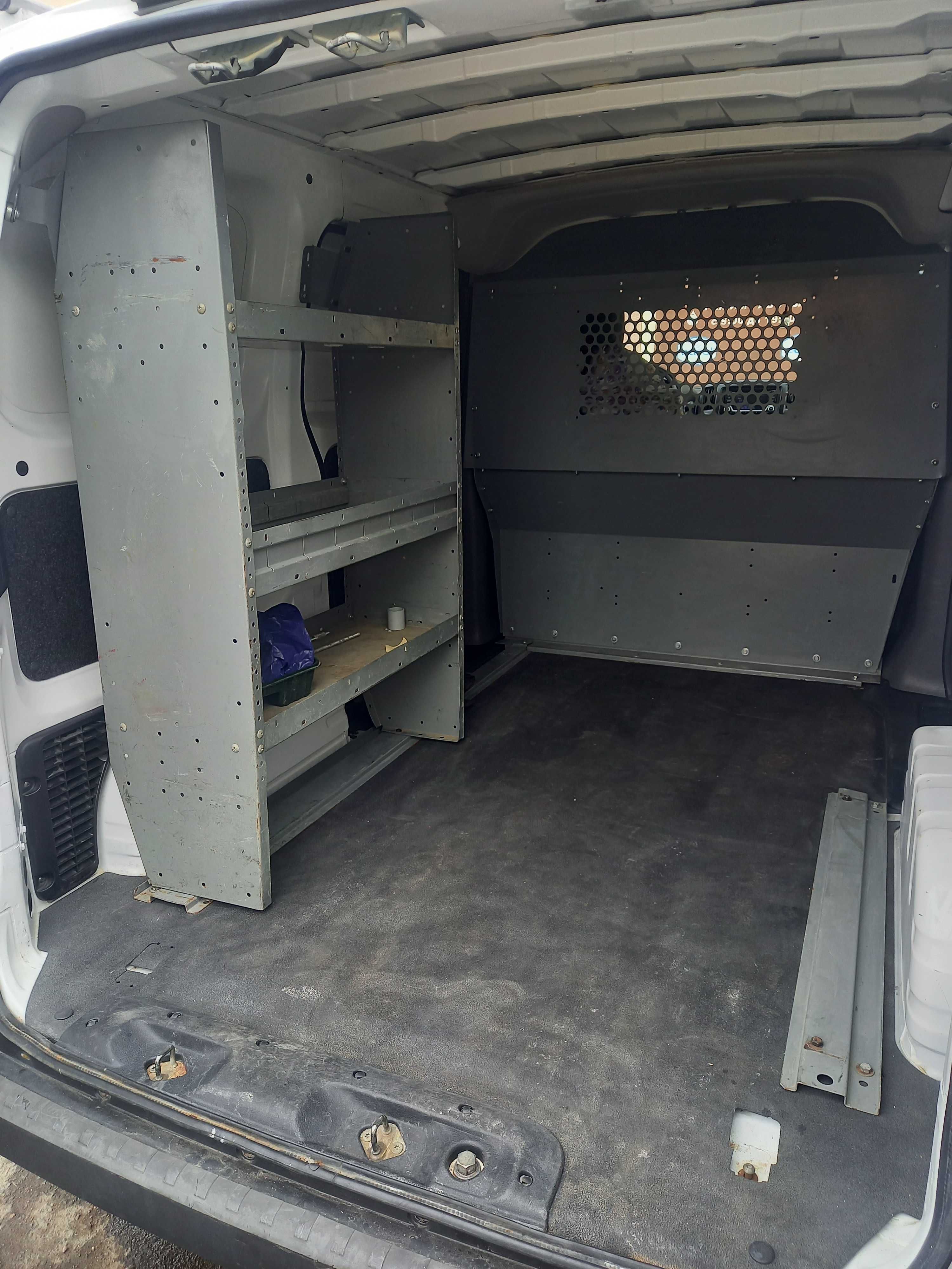 Микроавтобус грузовой Nissan NV200 2019