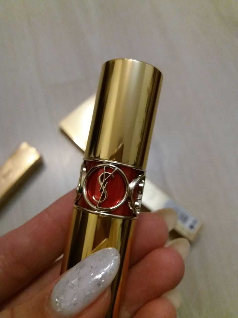 Помада YSL 105_Rouge LULU