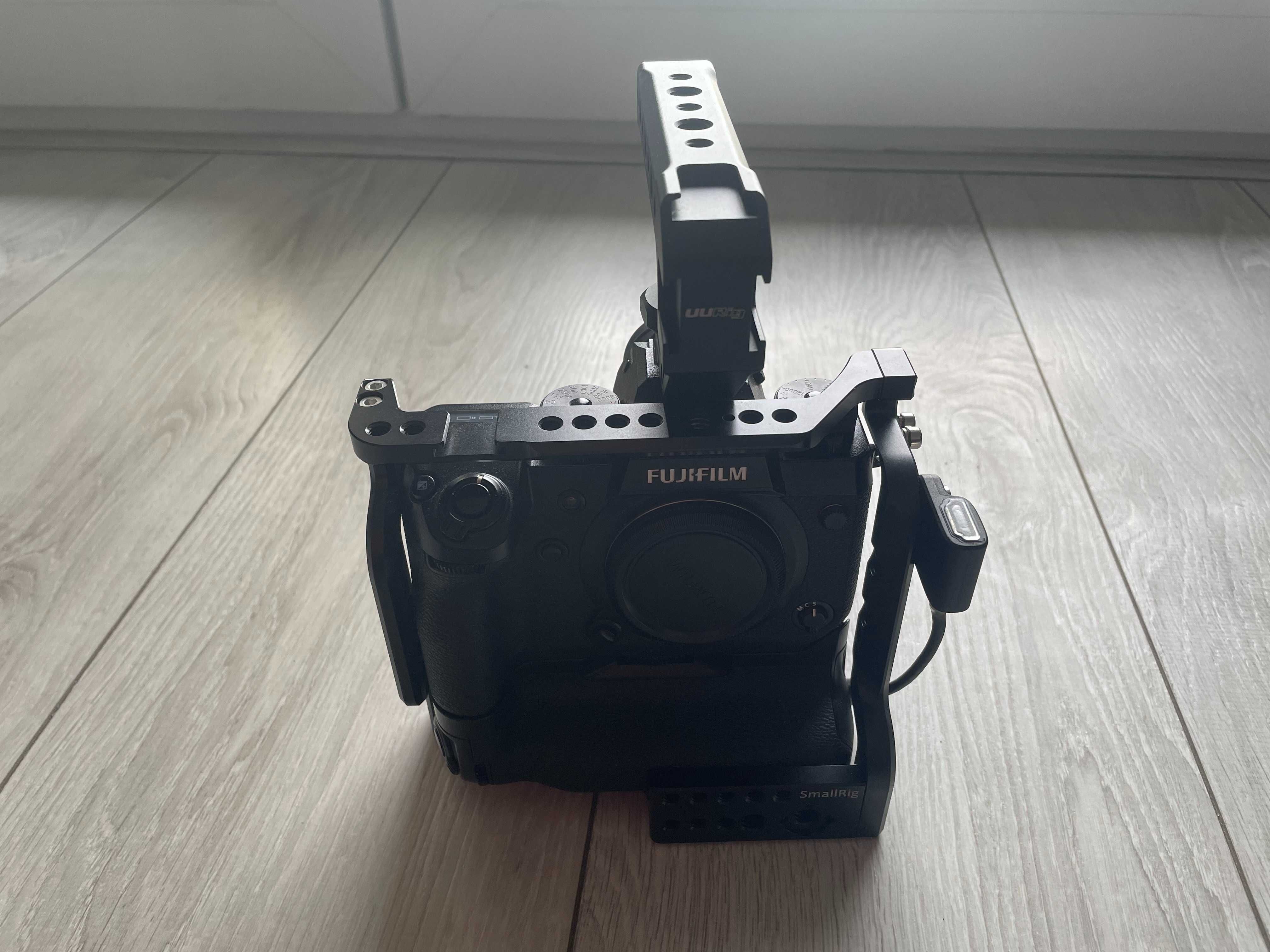 Aparat Fujifilm X-H1 + GRIP + Klatka + Obiektywy