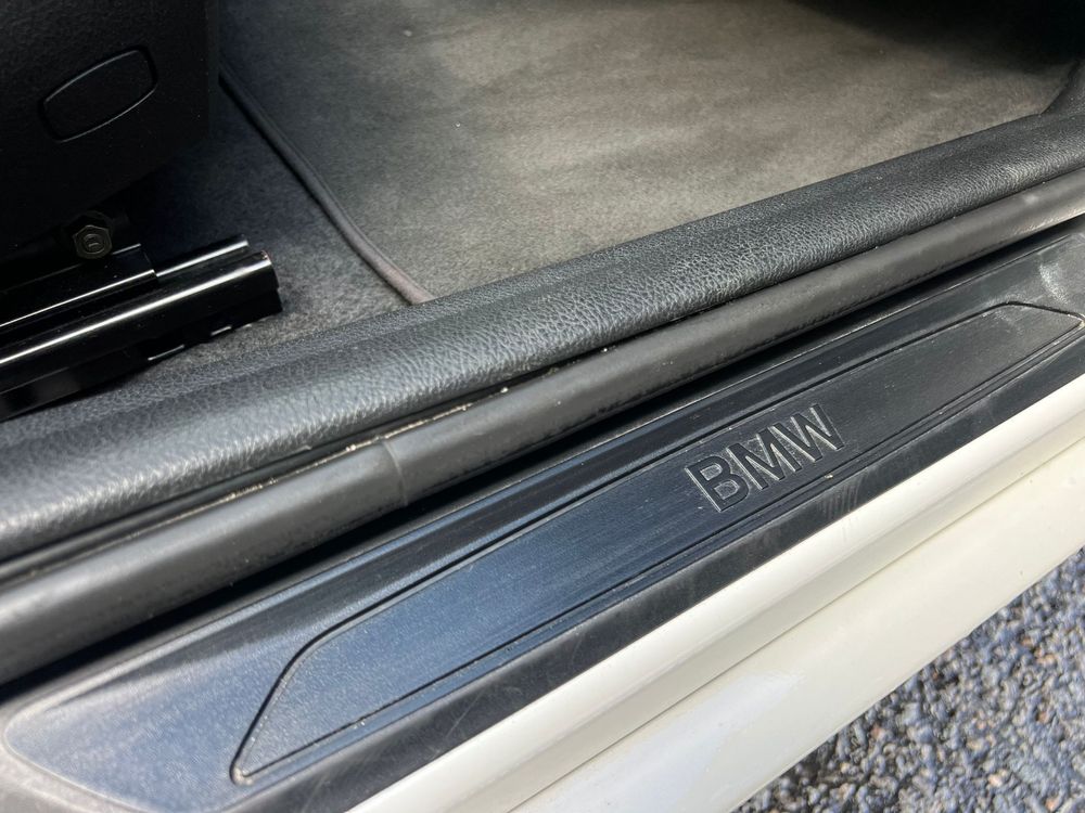 BMW 118 I 2011 gasolina tecto de abrir caixa automática
