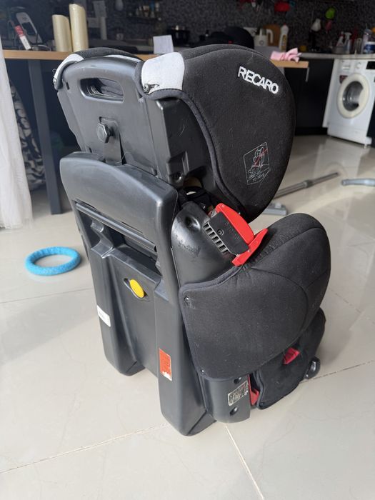 Автокресло RECARO